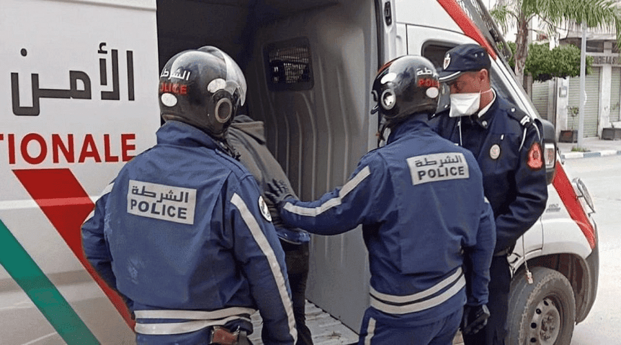 قلعة السراغنة … إقدام شخص يعيش في حالة تشرد على ارتكاب اعتداء جسدي باستعمال السلاح الأبيض