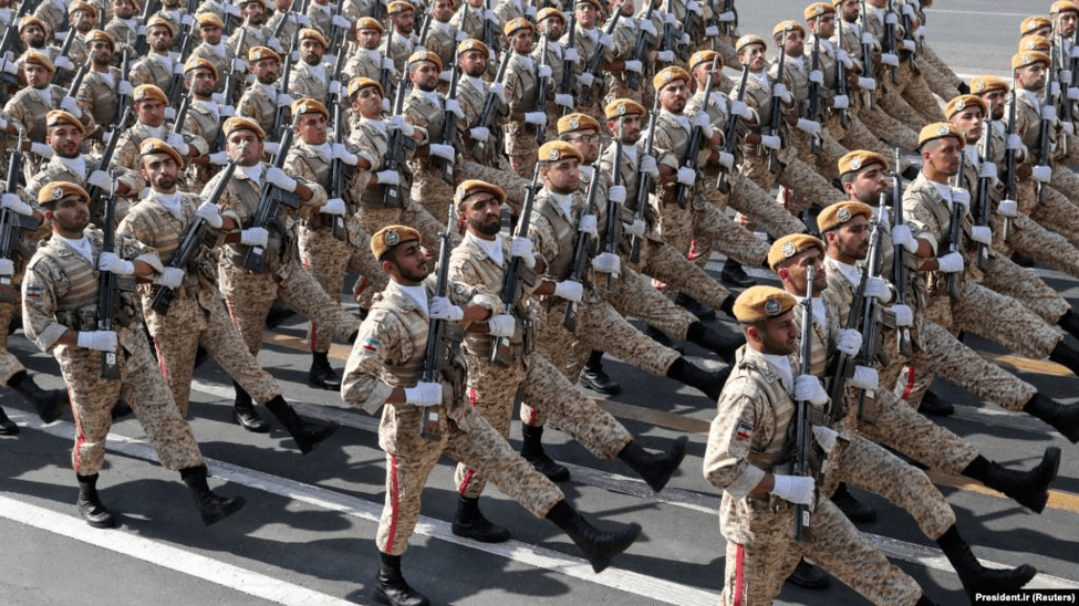 الجيش الأميركي: إيران تخطط لاستهداف قواتنا ومنشآت النفط