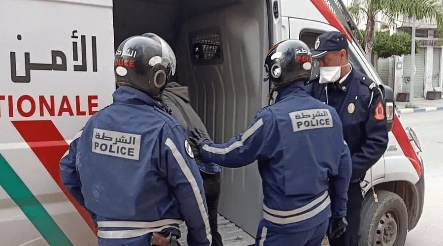 الناظور..إحباط عملية إتجار دولي بالسيارات المسروقة