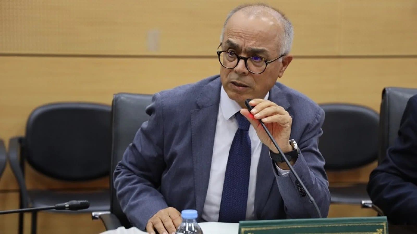 شكيب بنموسى يتشبت بنهج الشراكة في إعداد النصوص التطبيقية لموضفي التعليم