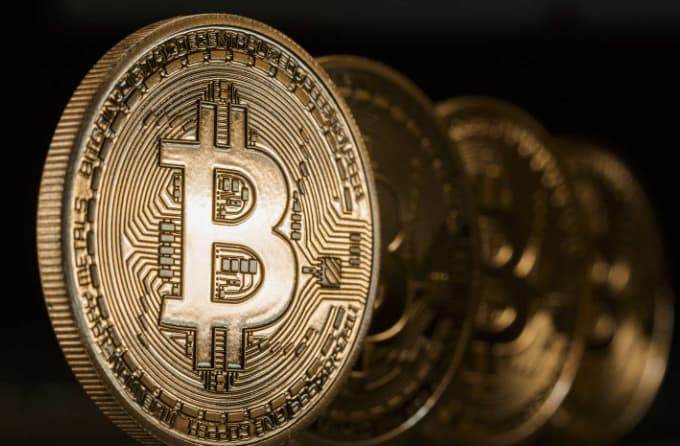 البيتكوين تستمر في تسجل أرقام قياسية منذ بداية ظهورها سنة 2008