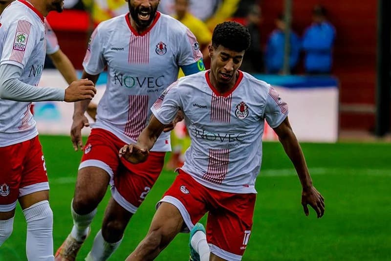 أحداد ينفي مغادرة نادي الفتح الرباط