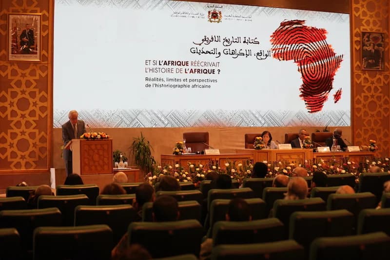 كتابان يقاربان الجمال والتاريخ بإفريقيا