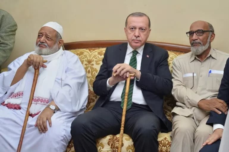 رحيل شيخ أردوغان ومستشار بيغوفيتش بإسطنبول