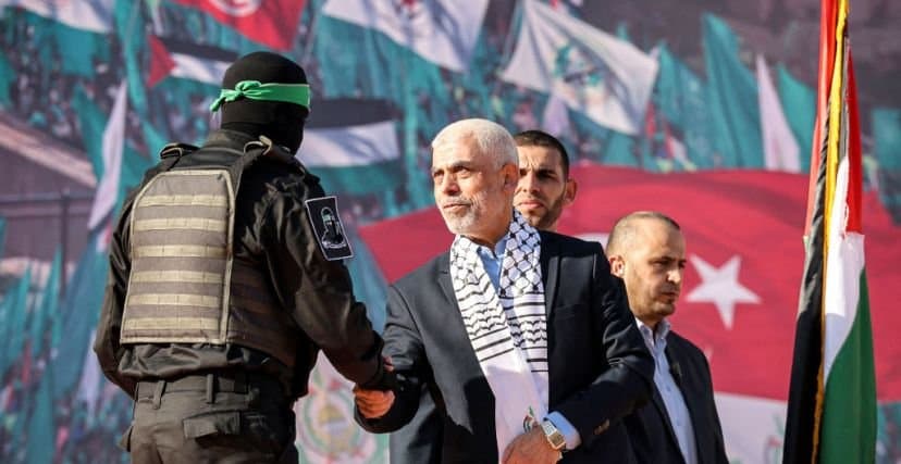 السنوار لا يتواصل إلا برسائل.. مكانه والأسرى لغزان حيّرا إسرائيل
