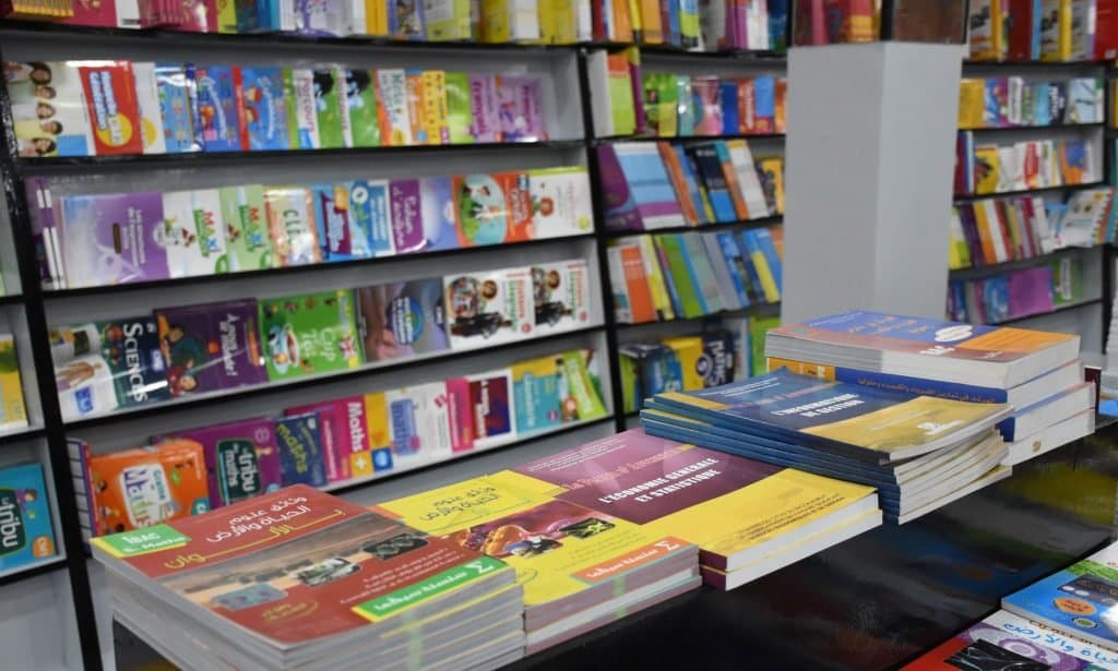 الدخول المدرسي يضاعف أعباء الأسر المغربية بسبب غلاء المقررات
