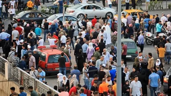 النزوح الجماعي يتصاعد مع الغارات الإسرائيلية على جنوب لبنان