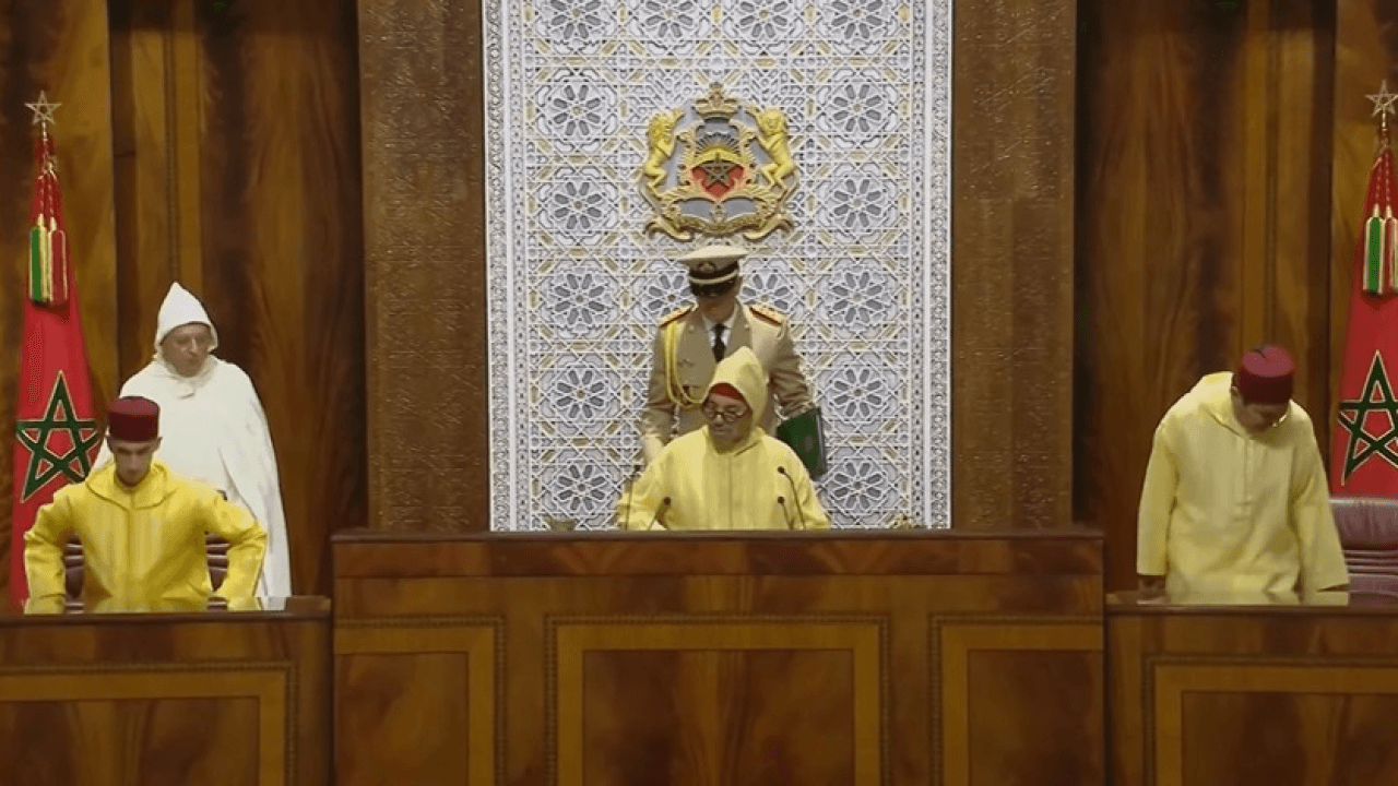جلالة الملك يبرز الدعم الذي تحظى به مبادرة الحكم الذاتي
