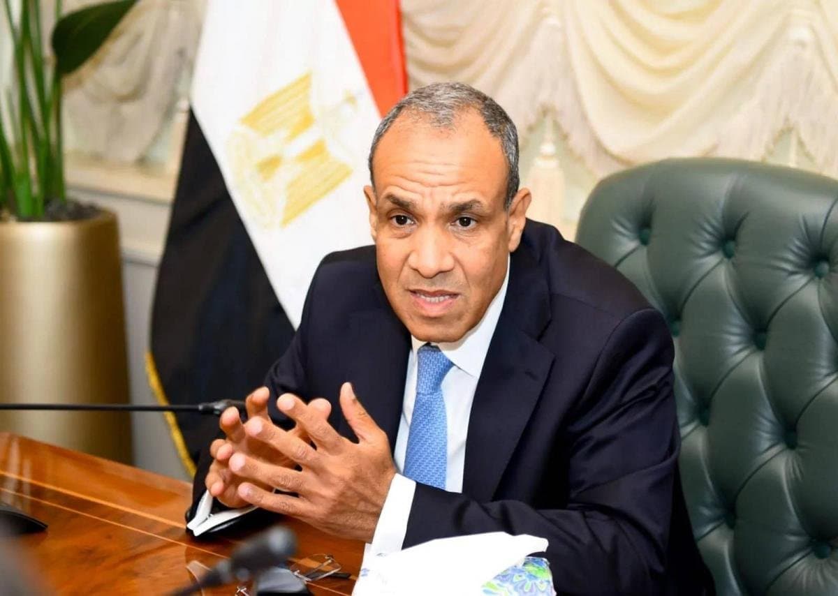تصعيد البحر الأحمر يهدد اقتصاد مصر ويخفض إيرادات قناة السويس بنسبة 70%