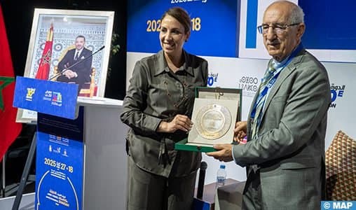المعرض الدولي للنشر والكتاب يكرّم الباحث في الثقافة الأمازيغية عمر أمعير