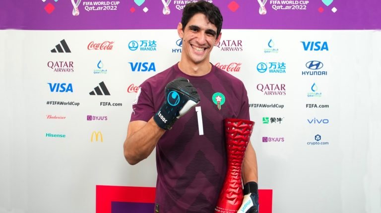 بونو احسن لاعب في مباراة المنتخب الوطني أمام إسبانيا