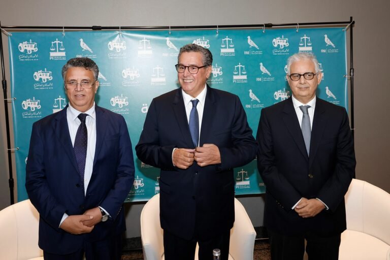 تجمع الأغلبية الحكومية: تقدير وتأييد للإجراءات الحكومية الرامية لتعزيز العدالة الاجتماعية وتقوية المسارات التنموية في المغرب.