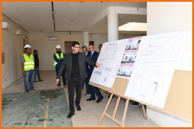 جولة وزير الشباب والثقافة والاتصال، محمد المهدي بنسعيد، والوالي محمد اليعقوبي في مراجعة المشاريع الشبابية والثقافية في الرباط.