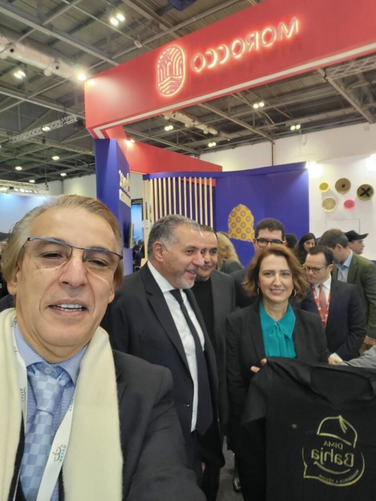 المشاركة الواعدة للمحترفين المغاربة في معرض السفر العالمي: رؤى طموحة لاستهداف السوق البريطاني.