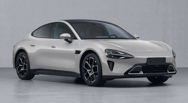 « شاومي » تنضم إلى نادي السيارات الكهربائية بإطلاق سيارتها الأولى SU7.