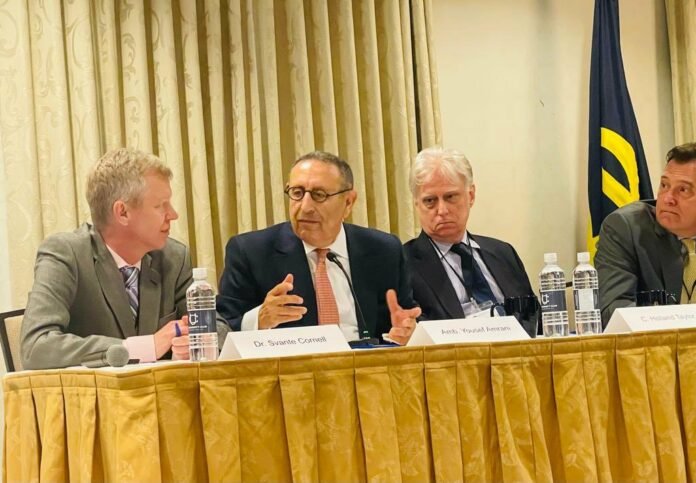 F7418D5C-80EC-4A20-9B9F-DBBF188C11D2