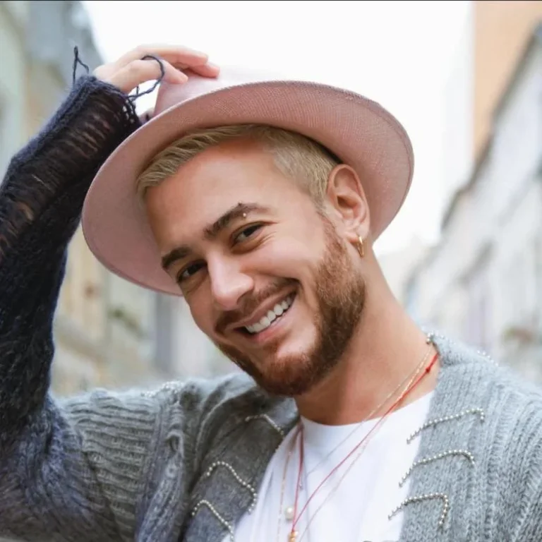 سعد لمجرد ينذر &lsquo;هيت راديو&rsquo; ويهدد بالمقاضاة بسبب عودة بث أغانيه