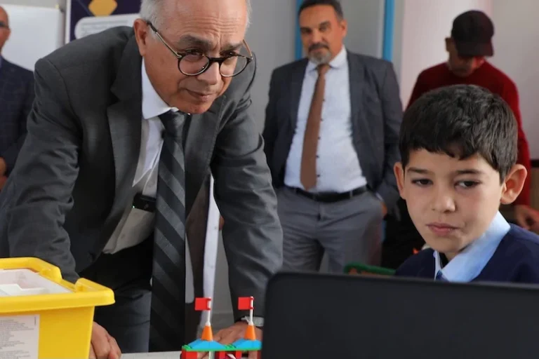 توسيع نموذج مدارس الريادة‬ في فاس