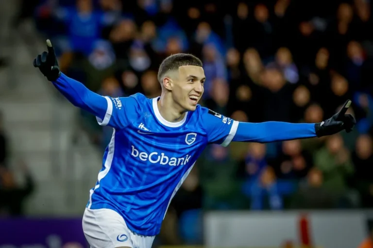 بلال الخنوس يفوز بجائزة أفضل لاعب في الدوري البلجيكي