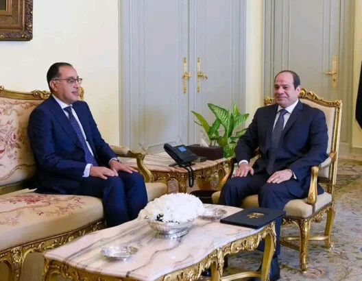 الحكومة المصرية تقدم استقالتها للرئيس السيسي