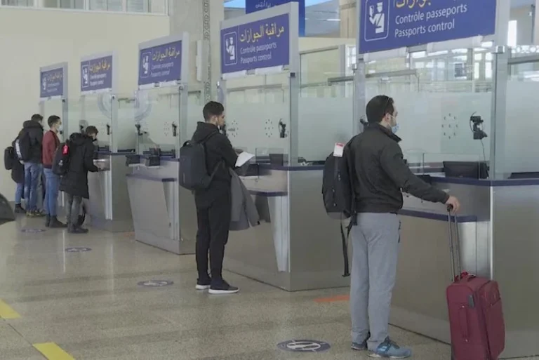 « فيزا » الطلبة المغاربة بفرنسا تثير جدل استقطاب الكفاءات.. وقنصلية باريس توضح