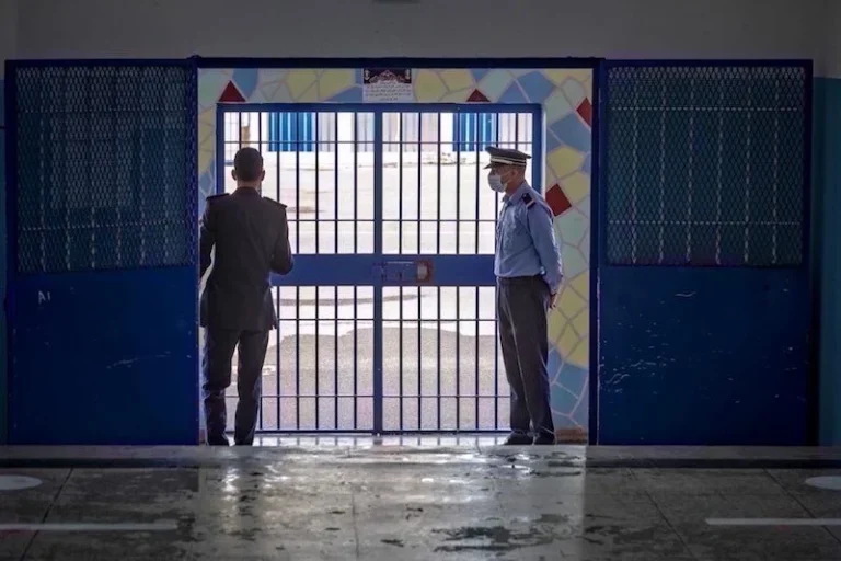 « سجن عكاشة » يدين ترويج خبر كاذب