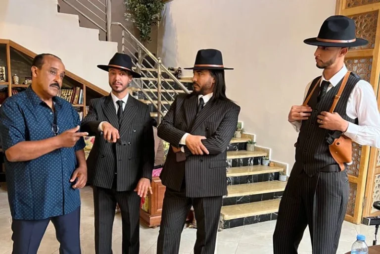 الناصري يسخر من « الاتجار بالبشر »