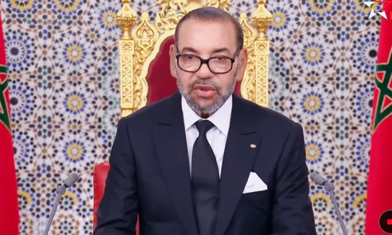 الرئيس الفرنسي يعلن رسميا لجلالة الملك أنه « يعتبر أن حاضر ومستقبل الصحراء الغربية يندرجان في إطار السيادة المغربية »