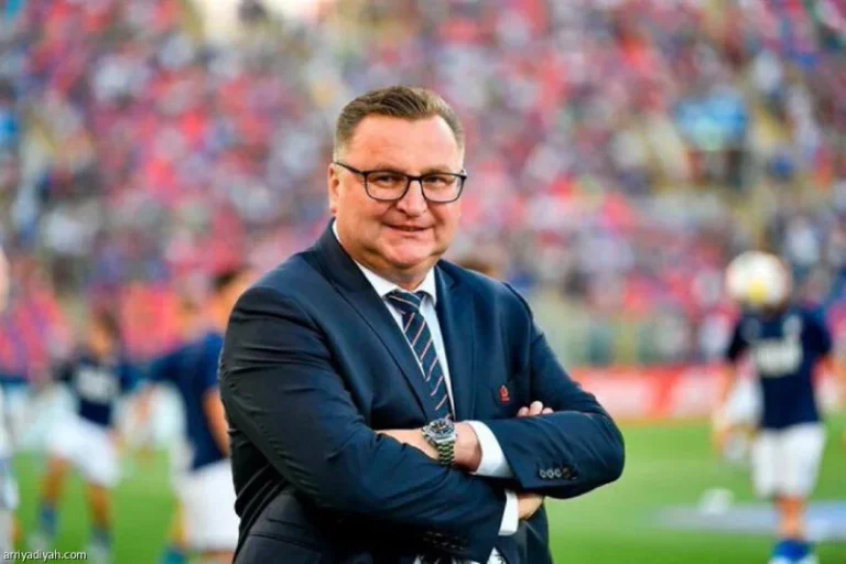 الجيش الملكي يُعلن عن تعيين ميشنيفيتش كمدرب للفريق الأول