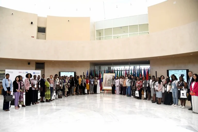 « مخيم صيفي » بالرباط يدعم قدرات نساء إفريقيا في التكنولوجيا والذكاء الاصطناعي