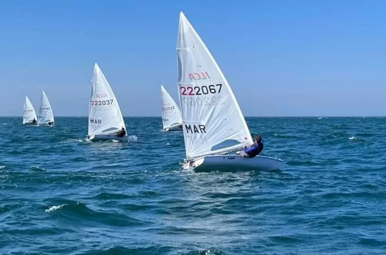 انطلاق النسخة العشرين للأسبوع الدولي البحري للمضيق بمشاركة متسابقين من سبع دول وسبع أندية مغربية