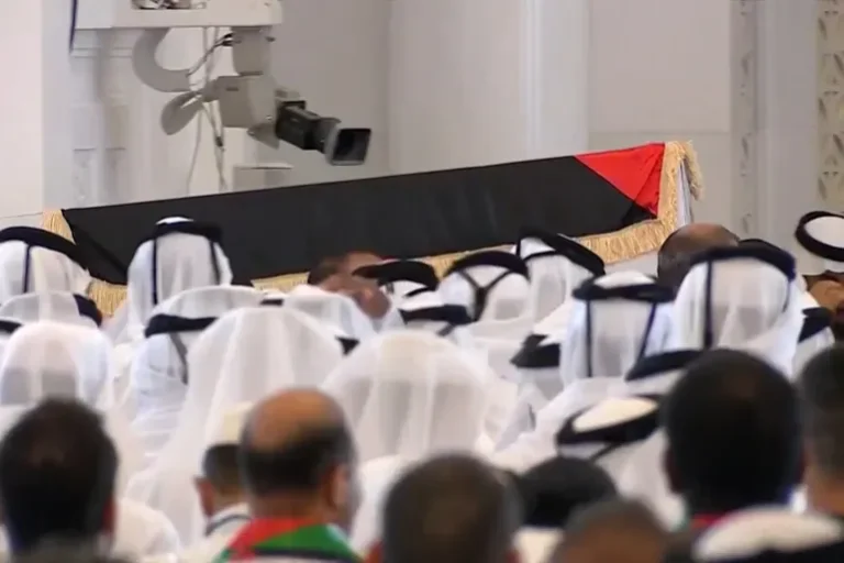 تشييع جثمان إسماعيل هنية في الدوحة