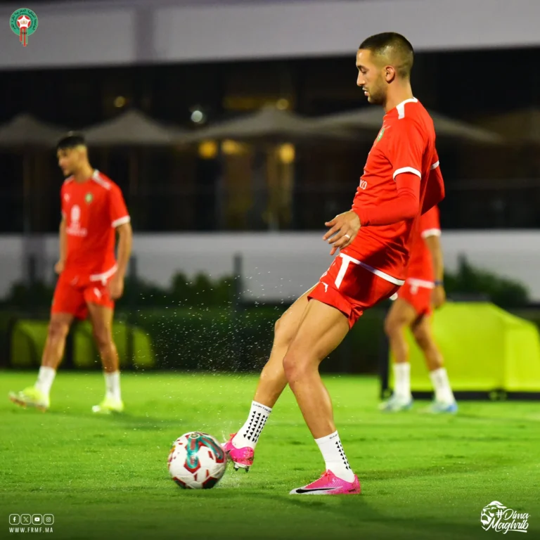 المنتخب الوطني يخوض أول حصة تدريبية استعدادا لمواجهتي الغابون وليسوتو