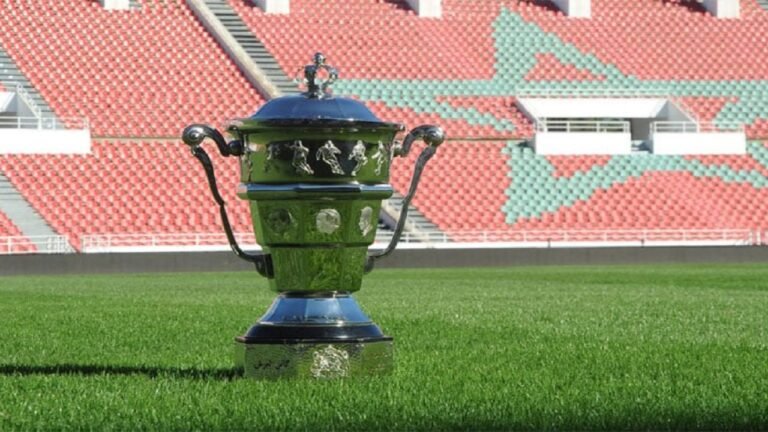 إجراء قرعة كأس العرش يوم 4 مارس بمركب محمد السادس