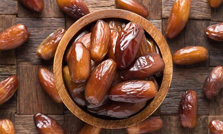 التمور التونسية تغزو الأسواق المغربية مع اقتراب رمضان