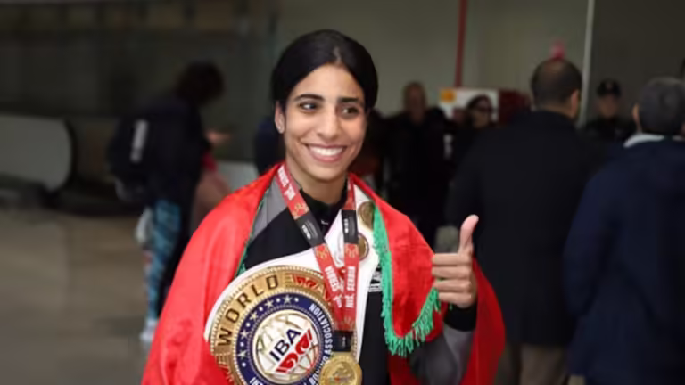 جلالة الملك يهنئ الملاكمة وداد برطال بمناسبة تتويجها بلقب بطولة العالم