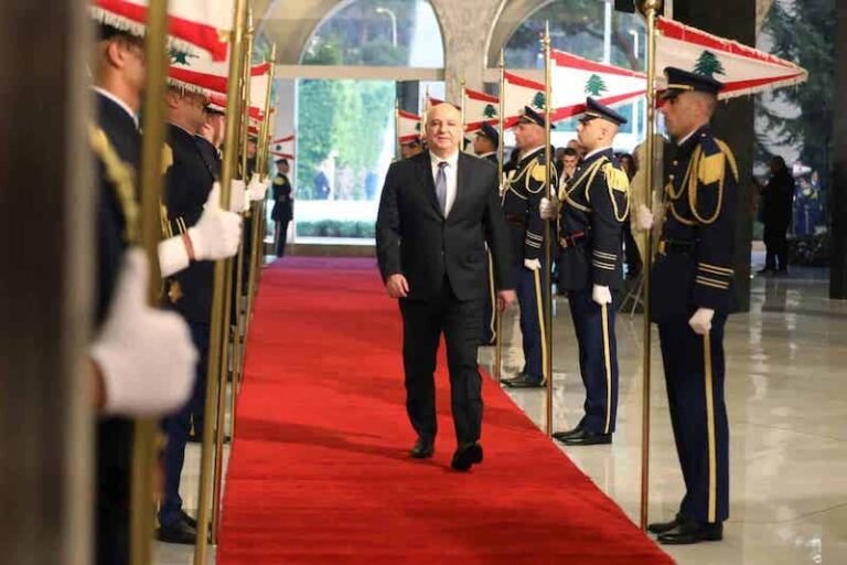 الرئيس ميشال عون يتوجه إلى الرياض في أول زيارة رسمية