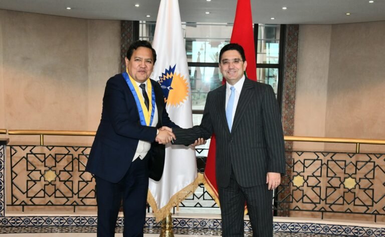 رئيس برلمان الأنديز يؤكد دعم سيادة المغرب على الصحراء