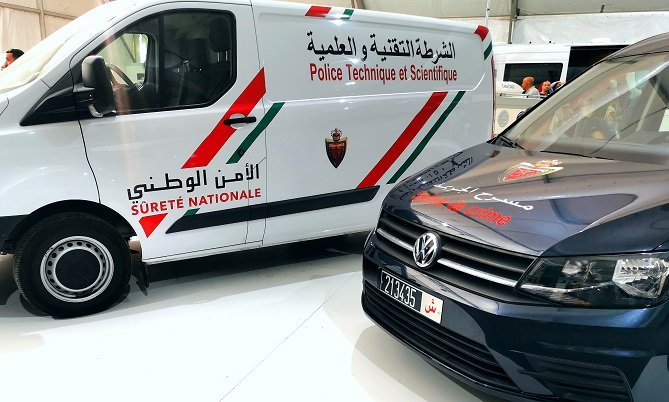 فتح تحقيق في سرقة سيارة شرطي خارج أوقات عمله تحت التهديد