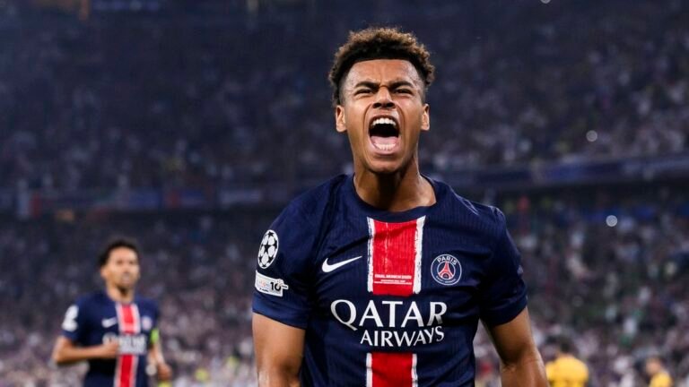 باريس يُسقط الإنتر ويتربع على العرش الأوروبي