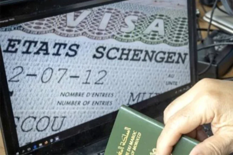 المغرب رابع أكبر طالب لتأشيرات « شنغن » بـ606 آلاف ملف في 2024