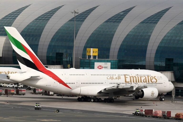 « طيران الإمارات » تلغي رحلات 4 دول