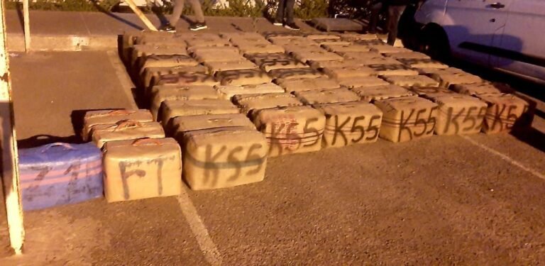 حجز طنين و460 كلغ من الشيرا بضواحي آسفي وتوقيف 3 مشتبه فيهم