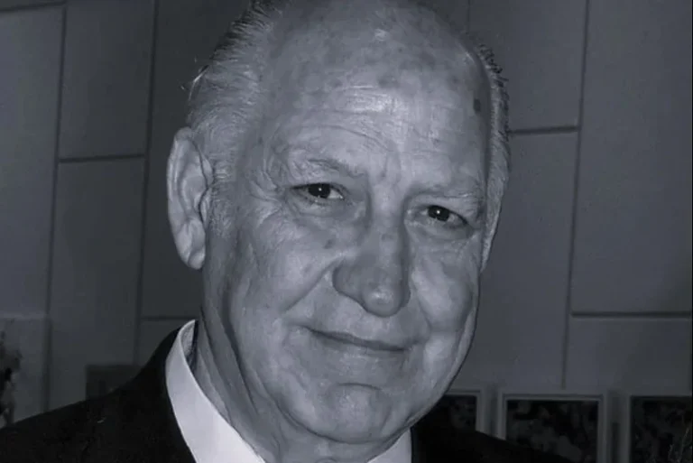 رحيل الفنان التشكيلي عفيف بناني عن سن يناهز 82 عاماً