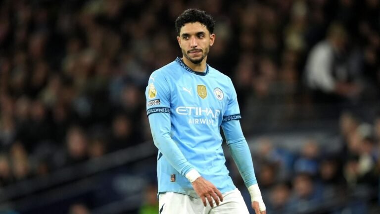 مارموش يغيب عن ديربي مانشستر بسبب الإصابة