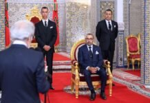 جلالة الملك يستقبل والي بنك المغرب بتطوان
